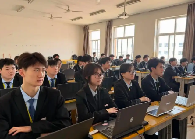 全域赋能教育全流程掩盖授课讲解日常办